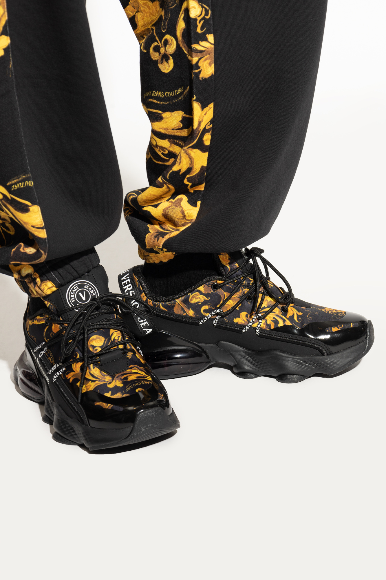 【関税込み】Versace Jeans Couture ブラック Flair ブーツ 20748206_50638734_300.jpg